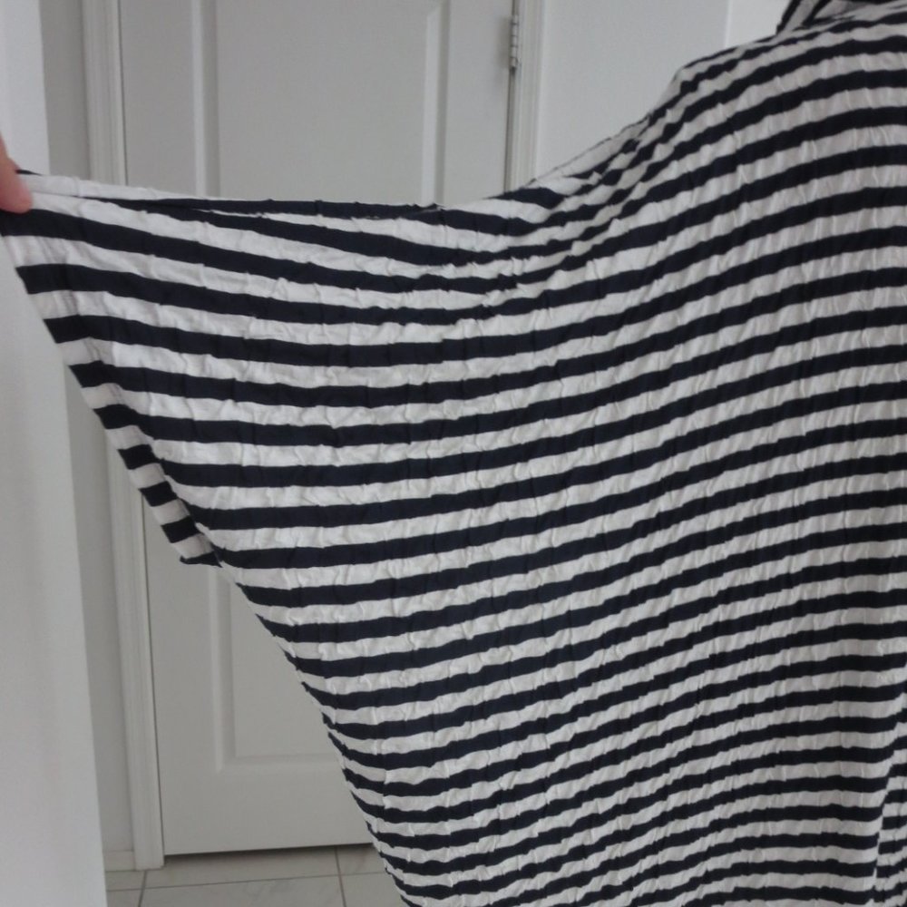 New JUDE Zip Front Hooded Striped Navy White Jacket Dolman Batwing Pockets NWT - Picture 8 of 14